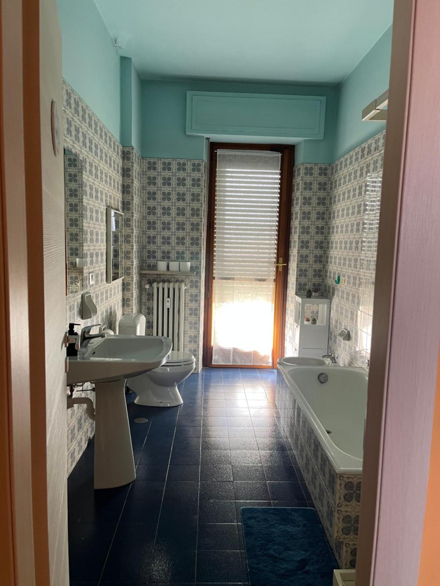 Boutique Affittacamere Attico In Centro Cuneo Exterior photo
